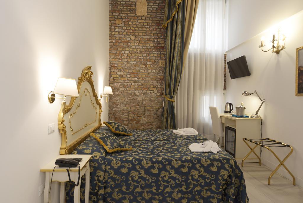 Al Mascaron Ridente Hotel Venise